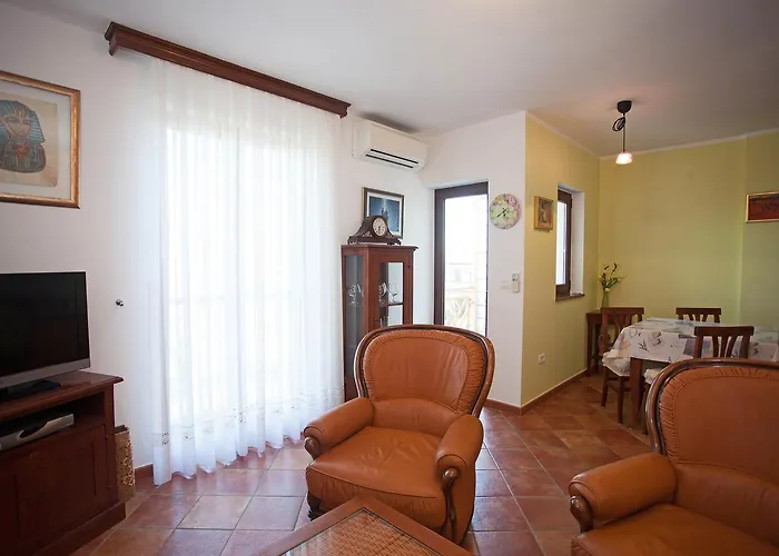 Apartment Pia